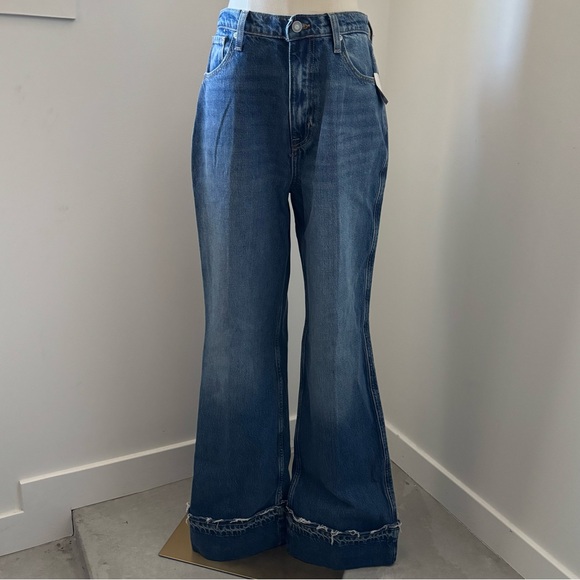 NWT We The Free Fosse Flare Jeans - Picture 3 of 16